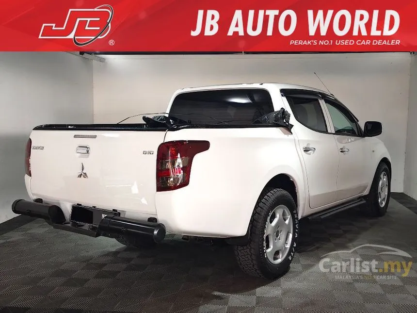 2015 Mitsubishi Triton Lite Dual Cab 4X2 Pickup