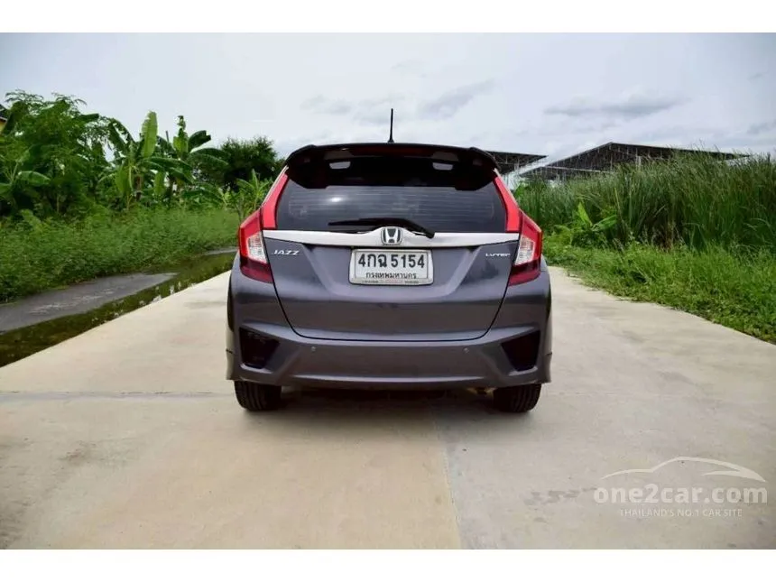 2015 Honda JAZZ SV Hatchback