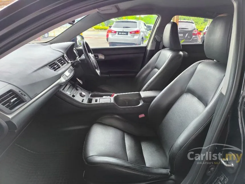 2012 Lexus CT 200h Hatchback