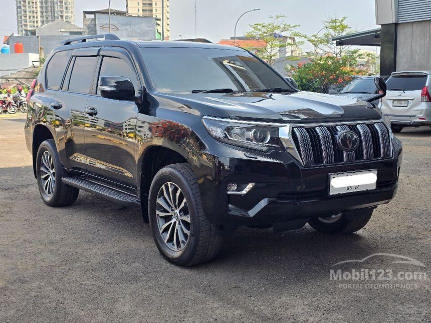 Jual Mobil Toyota Land Cruiser Prado 2017 TX 2.7 di DKI Jakarta ...