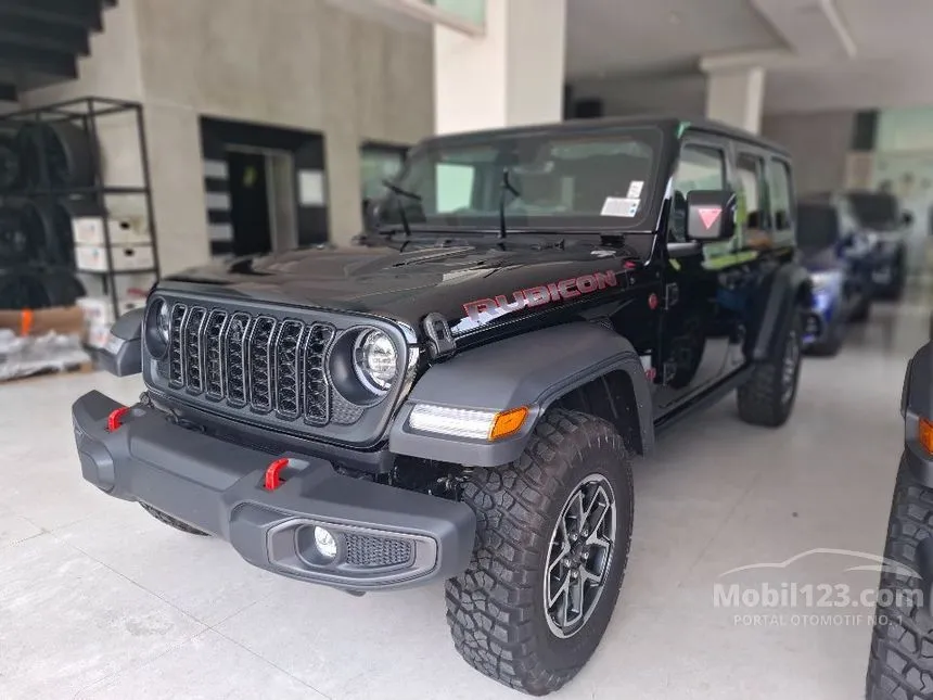 Jual Mobil Jeep Wrangler 2024 Rubicon Unlimited 2.0 di Jawa Timur Automatic SUV Hitam Rp 2.390.000.000