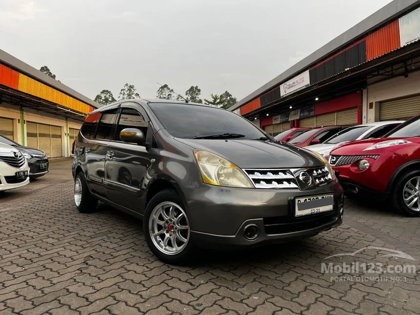 2011 Nissan Grand Livina XV MPV