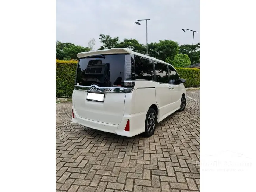 2018 Toyota Voxy Wagon