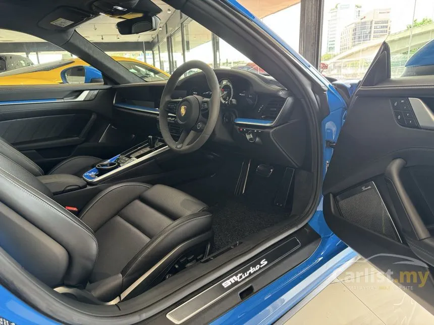 2023 Porsche 911 Turbo S Coupe