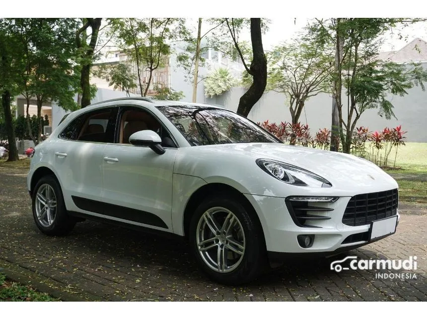 Jual Mobil Porsche Macan 2015 2.0 di Banten Automatic SUV Putih Rp 695.000.000