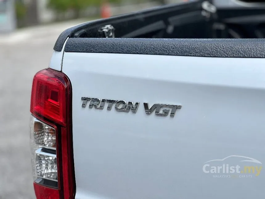 2020 Mitsubishi Triton VGT Dual Cab Pickup Truck