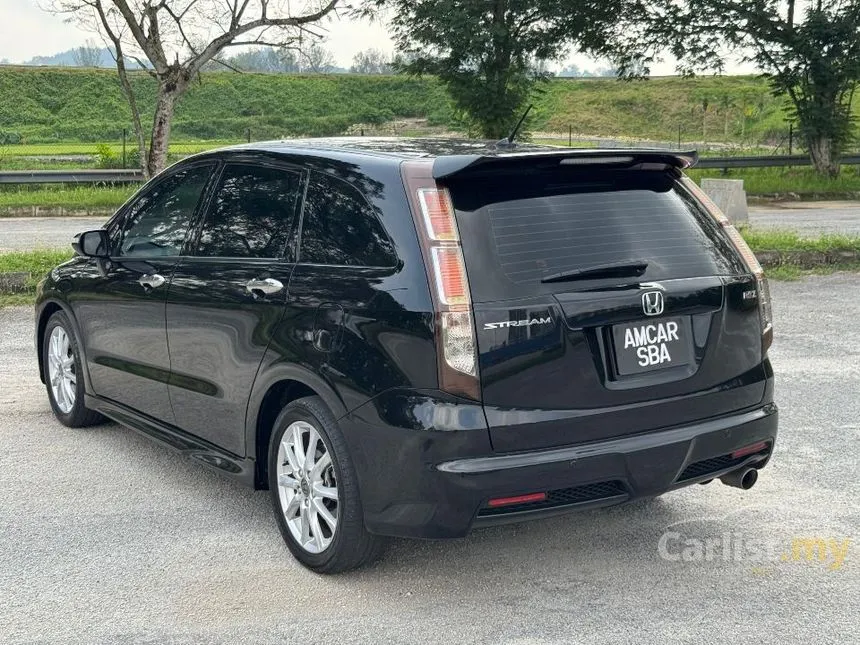 2013 Honda Stream i-VTEC RSZ MPV