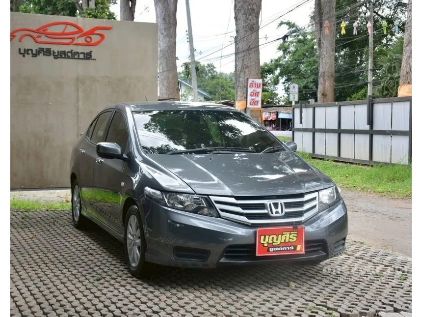 2013 Honda City V Sedan
