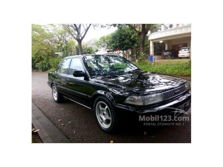 1990 Toyota Twincam Sedan