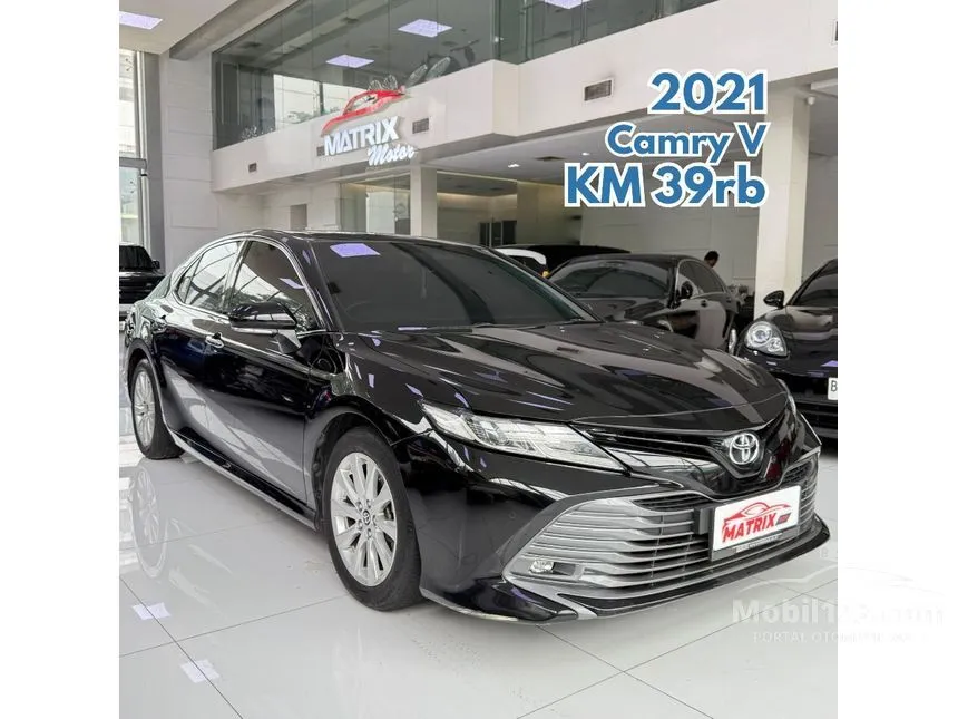 2020 Toyota Camry V Sedan