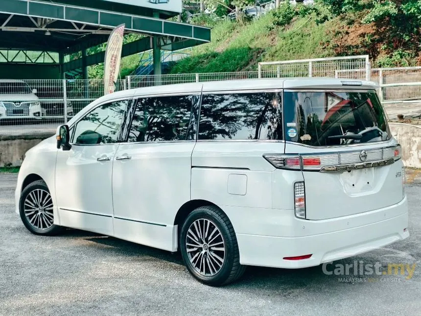 2021 Nissan Elgrand High-Way Star Urban Chrome MPV