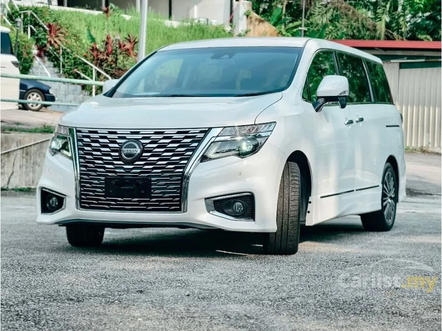 2021 Nissan Elgrand High-Way Star Urban Chrome MPV