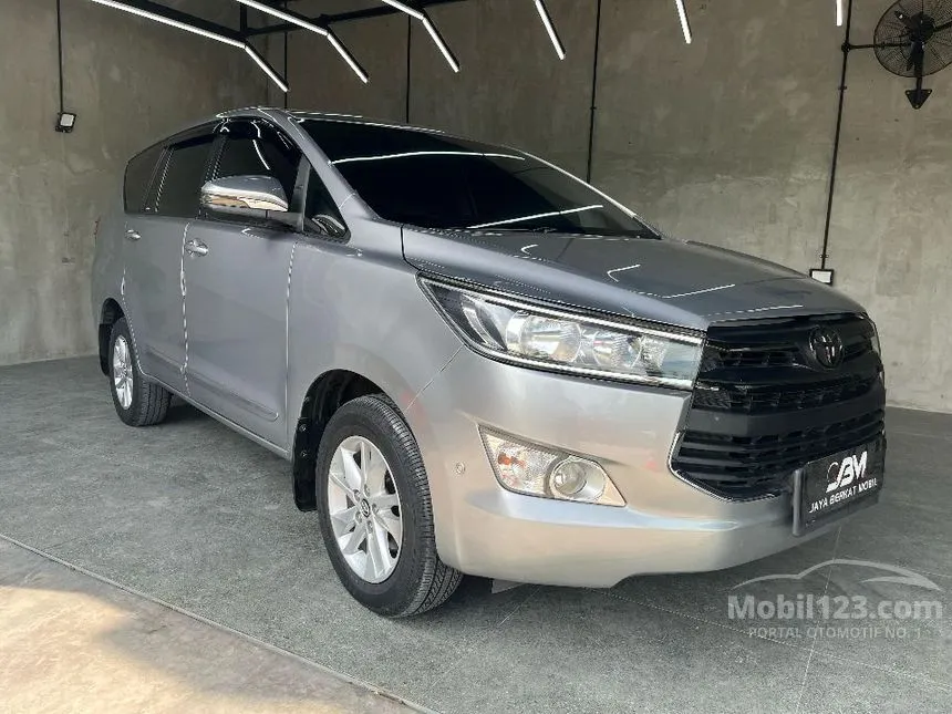 Jual Mobil Toyota Kijang Innova 2016 V 2.4 di Jawa Timur Automatic MPV Silver Rp 325.000.000