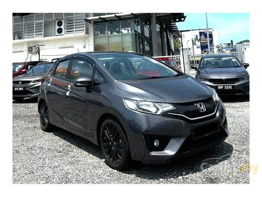 2015 Honda Jazz V Hatchback