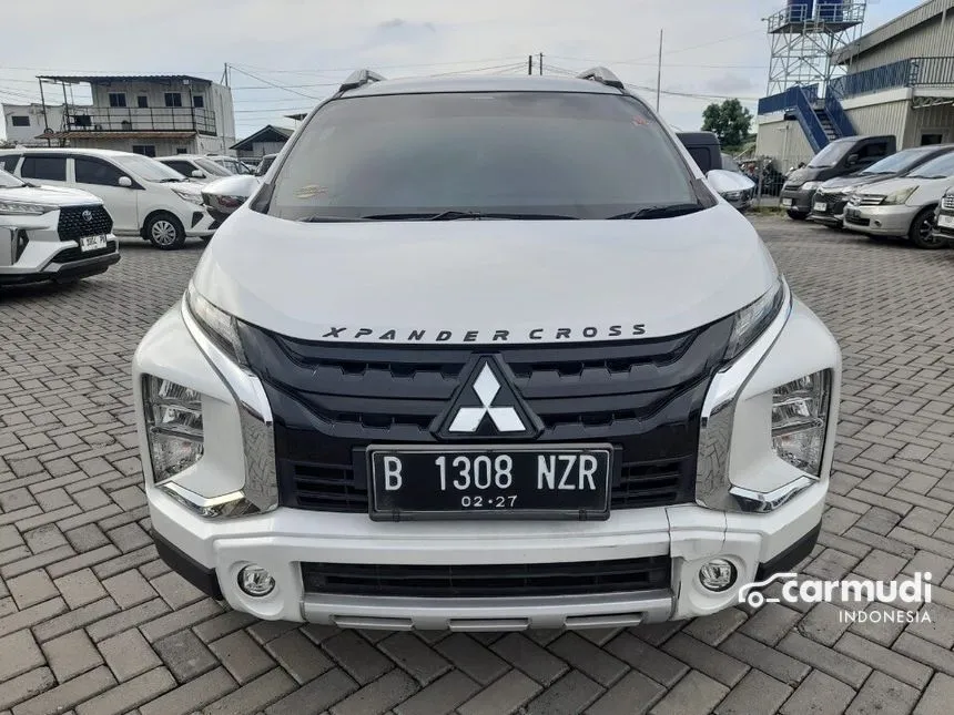 Jual Mobil Mitsubishi Xpander 2021 CROSS Premium Package 1.5 di Banten Automatic Wagon Putih Rp 220.000.000