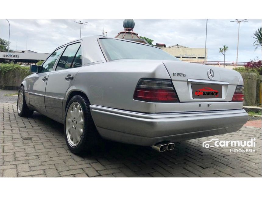 1995 Mercedes-Benz E320 W210 3.2 V6