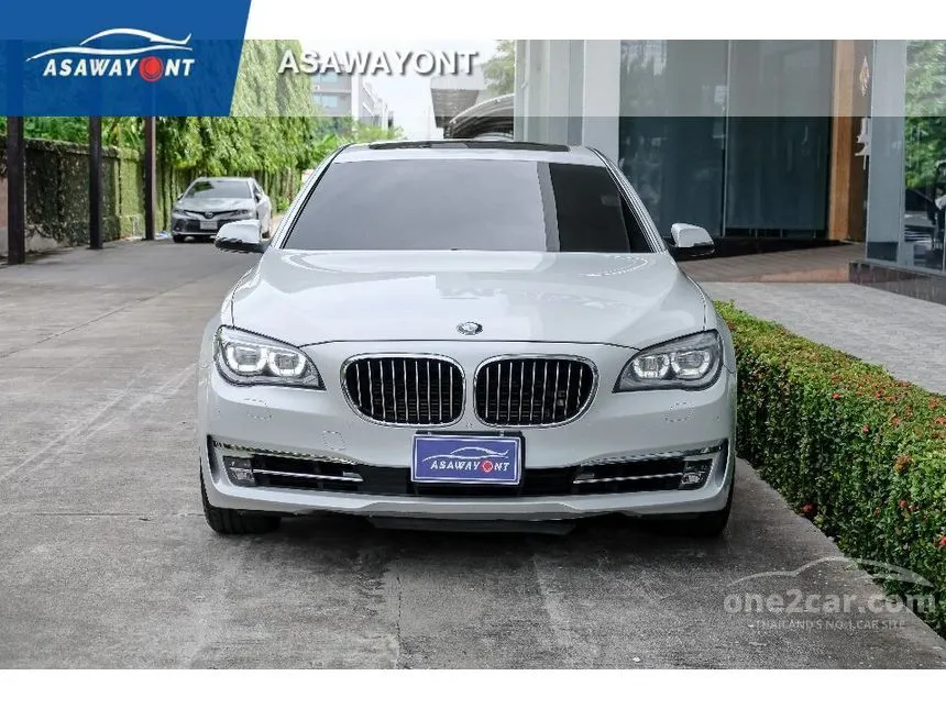 2014 BMW ActiveHybrid 7 L Sedan
