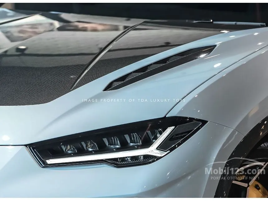 2023 Lamborghini Urus Wagon