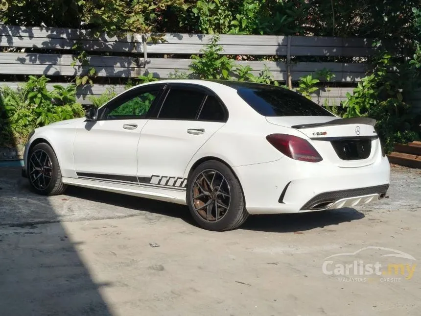 2016 Mercedes-Benz C200 AMG Line Sedan