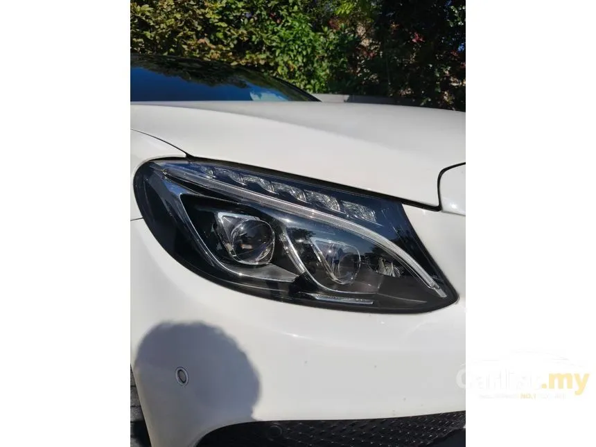 2016 Mercedes-Benz C200 AMG Line Sedan