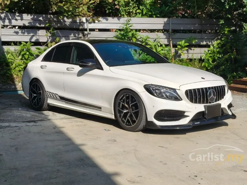 2016 Mercedes-Benz C200 AMG Line Sedan