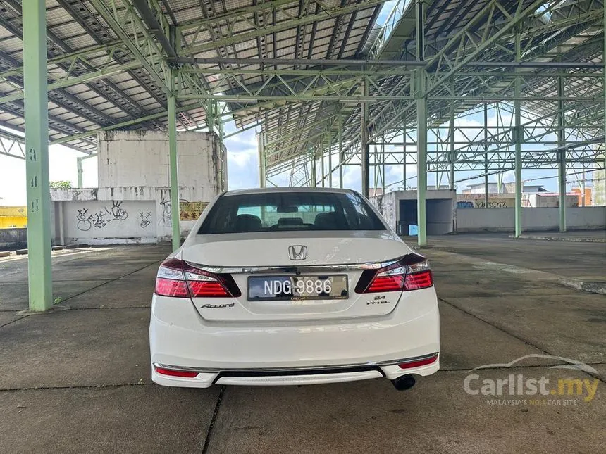 2017 Honda Accord VTi-L Sedan