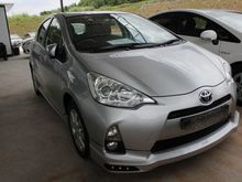 2013 Toyota Prius 1.8 Hybrid Hatchback (A)