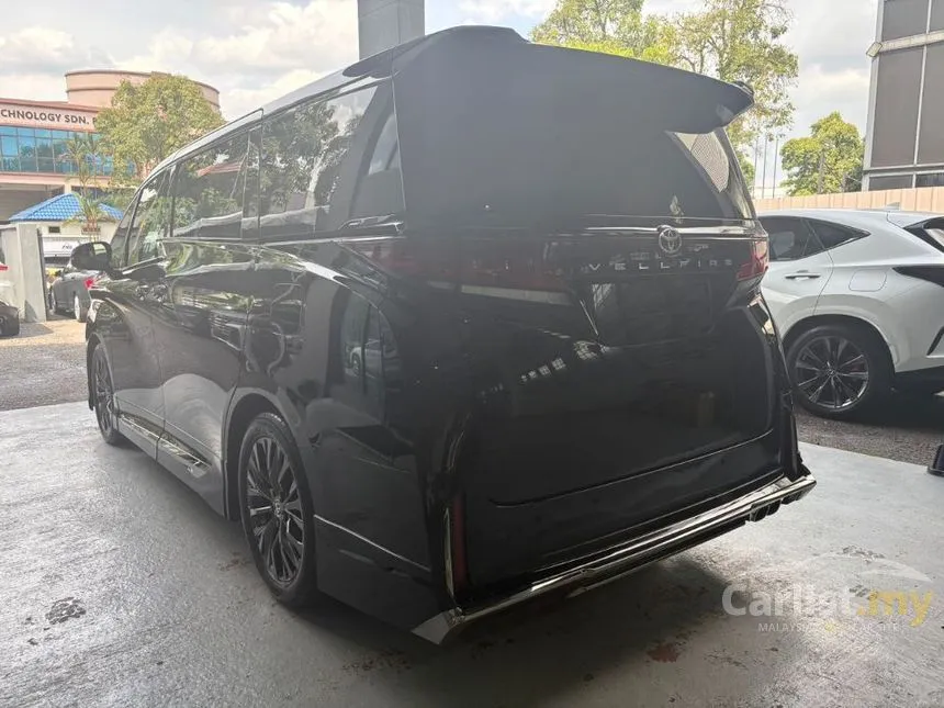 2025 Toyota Vellfire Z Premier MPV