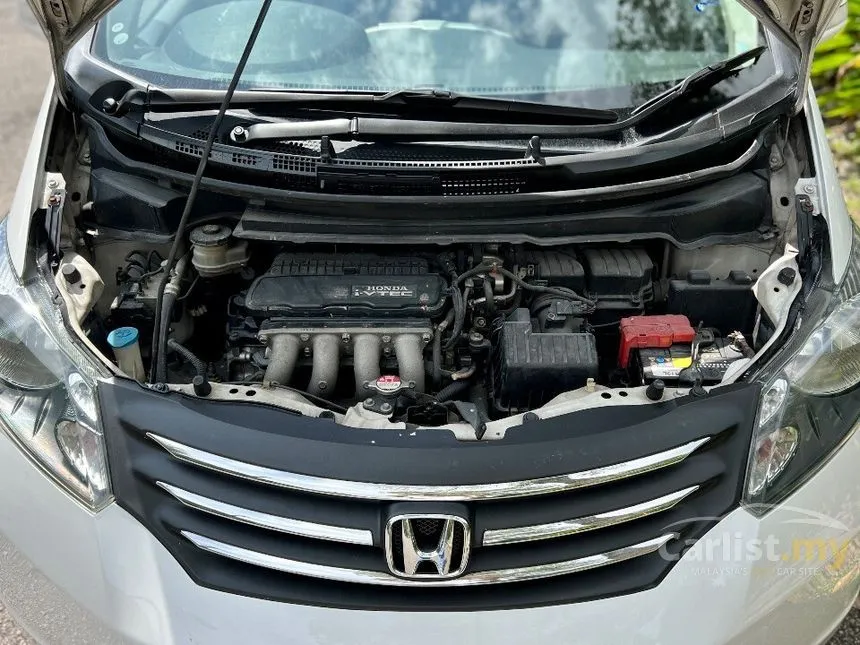 2010 Honda Freed E i-VTEC MPV