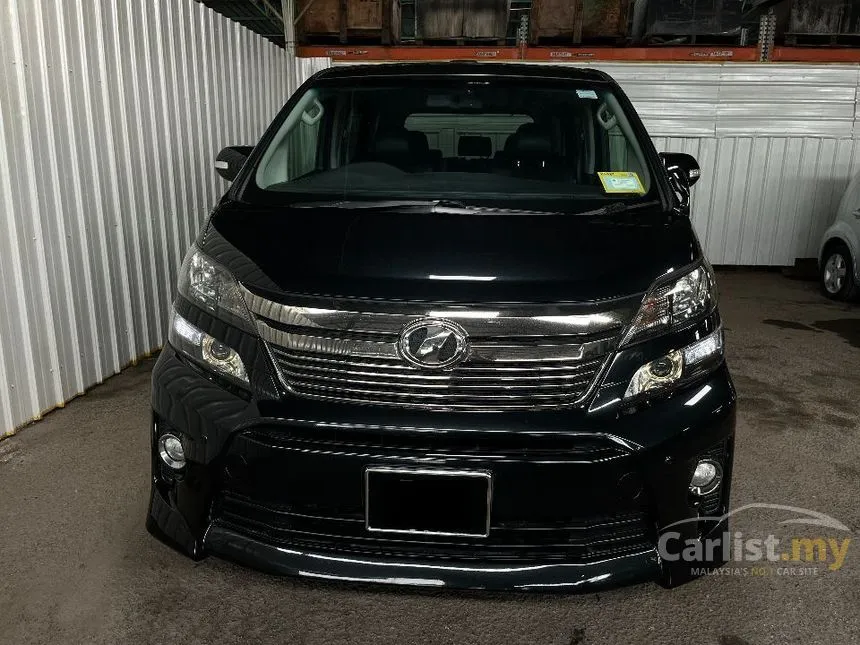 2013 Toyota Vellfire Z Golden Eyes MPV