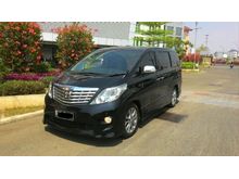 Toyota Alphard 2.4 S Golden 2011