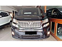 Toyota Vellfire X - 8 seater