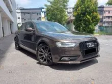 2015 Audi A4 1.8 TFSI Sedan // ONE OWNER // UPGRADED RS4 GRILL & CARBON SPOILER // B&O PREMIUM SOUND SYSTEM // VIEW TO BELIEVE //