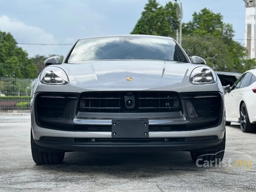 2024 Porsche Macan SUV