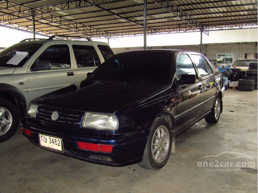 Volkswagen vento gl