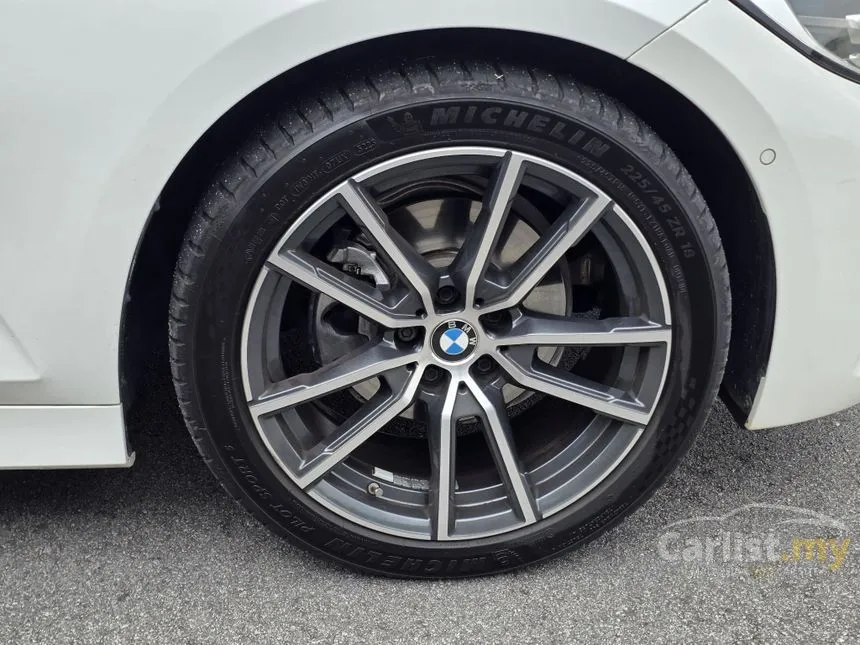 2022 BMW 320i M Sport Runout Edition Sedan