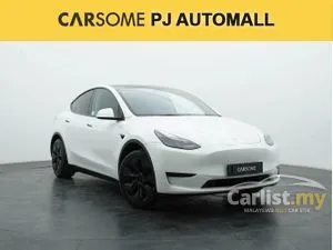 2024 TESLA Model Y Standard Range SUV