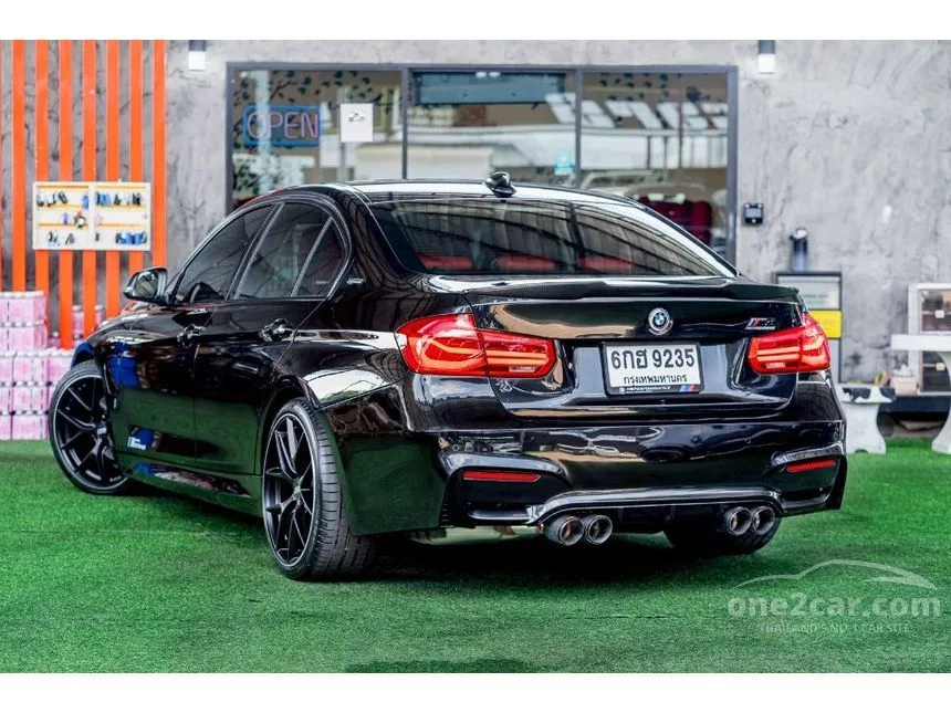 2018 BMW 330e Luxury Sedan