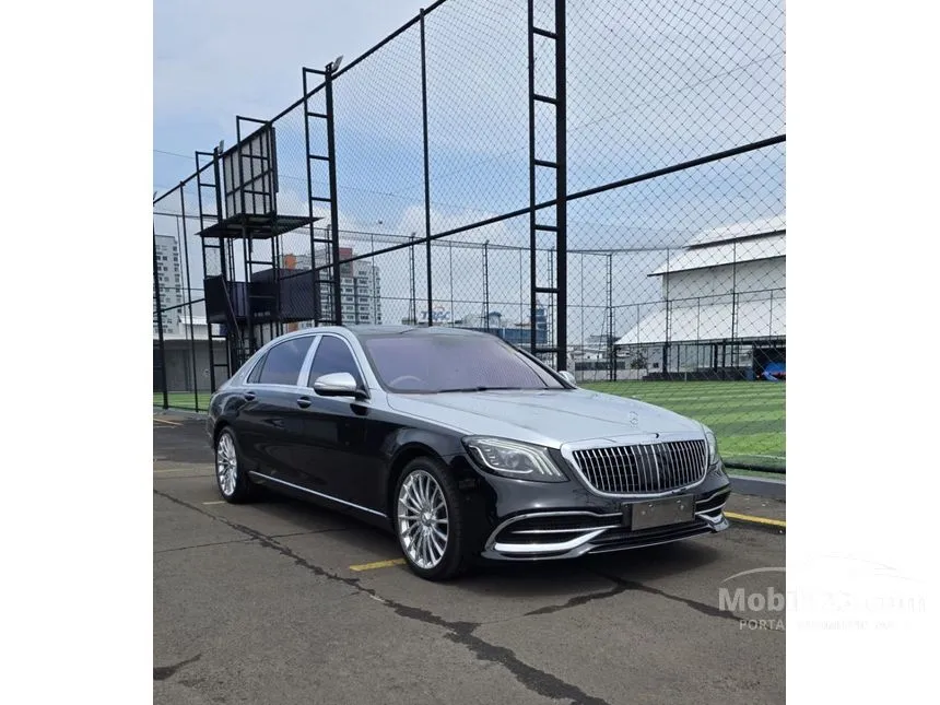 2018 Mercedes-Benz Mercedes-Maybach S560 Sedan