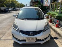2011 Honda Jazz 1.5 (ปี 08-14) SV Hatchback AT