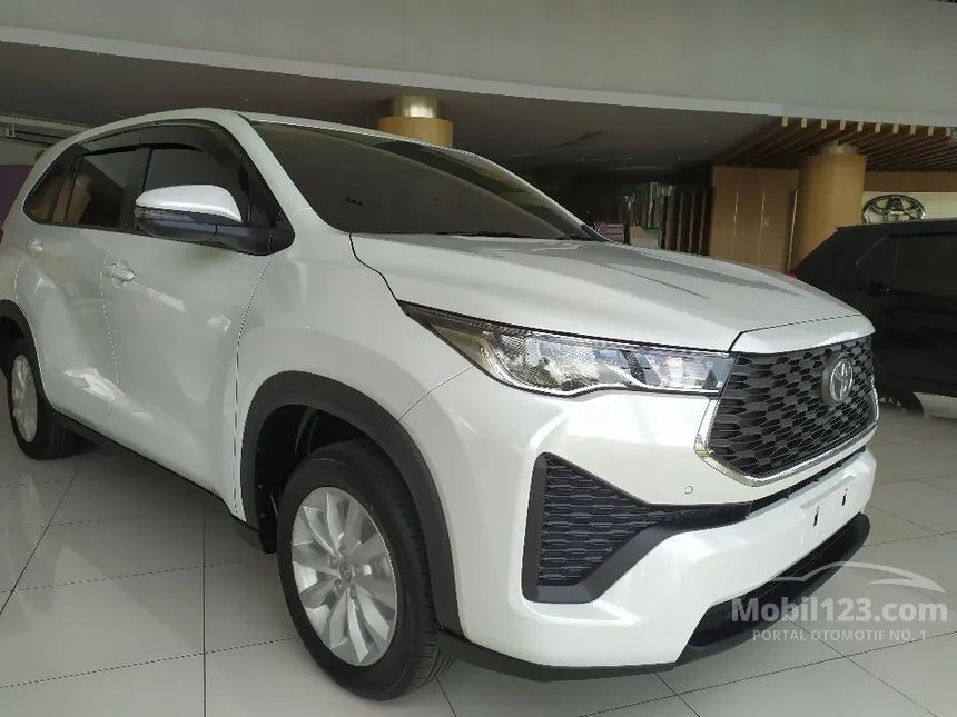 2023 Toyota Kijang Innova Zenix V HV Wagon