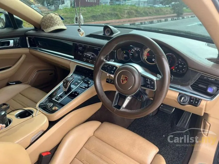2018 Porsche Panamera 4S Hatchback