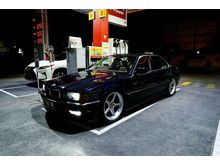 1994 BMW 740i 4.0 E38 Sedan