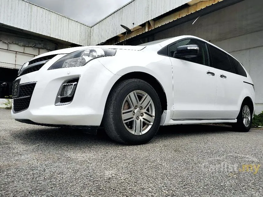 2010 Mazda 8 MPV