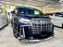 2018 Toyota Alphard 2.5 SC MPV / PILOT SEAT / POWER BOOT / 360 CAMERA / LTA / PCS / RSA / NANOE / 5 Year Warranty