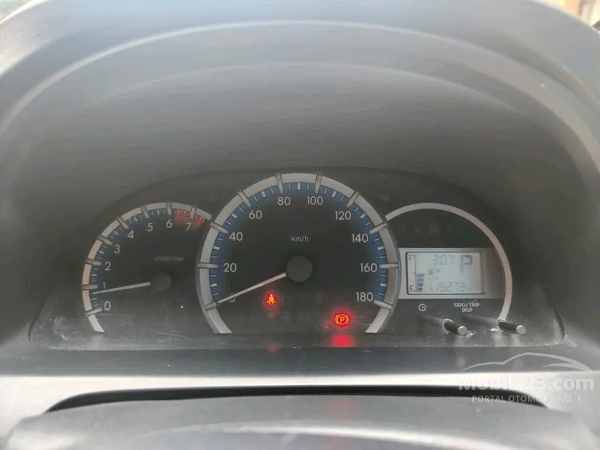 2019 Daihatsu Xenia R MPV