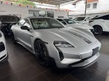 2025 Porsche Taycan 0.0 Turbo GT Weissach Package Sedan