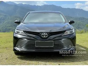 2021 Toyota Camry 2.5 V Sedan