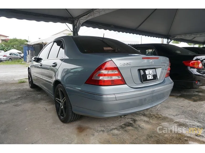2005 Mercedes-Benz C200K Avantgarde Sedan