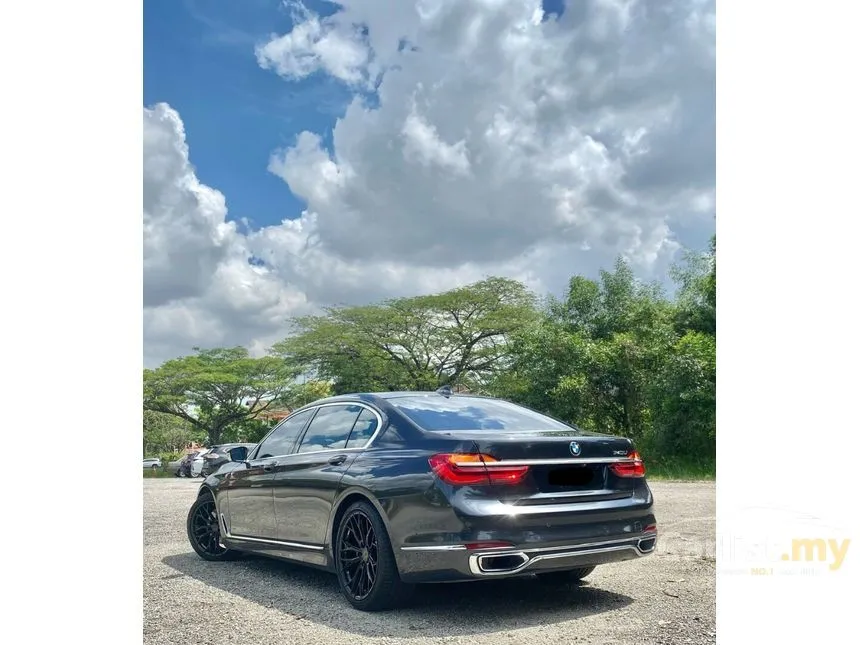 2016 BMW 740Li Sedan